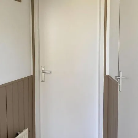 Mesmerising In Apartment